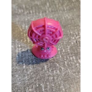 Pink fan Shopkins moose mini toy figure
